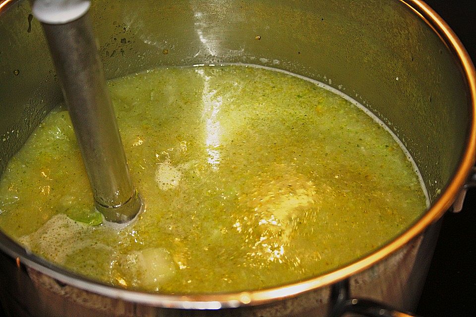 Broccoli - Rahm - Suppe Broccoli - Rahm - Suppe