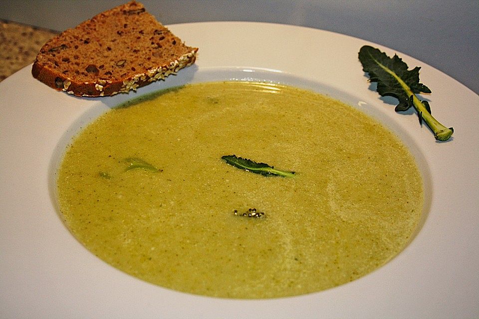 Broccoli - Rahm - Suppe Broccoli - Rahm - Suppe