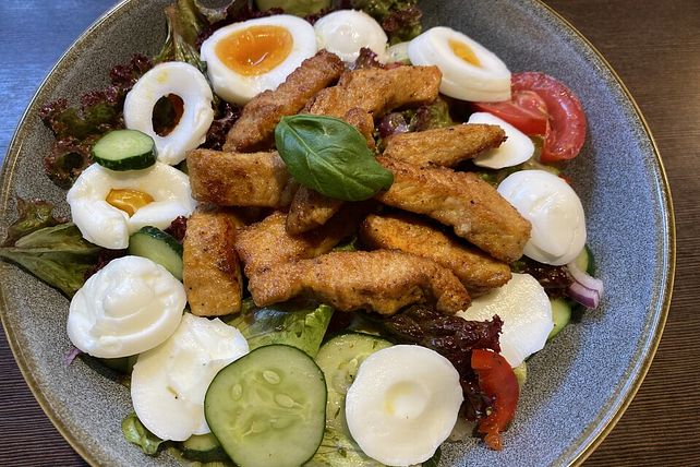 Low carb Salat mit Ei und Pute von Raikab| Chefkoch