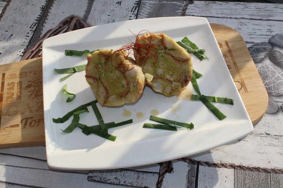 Bärlauchknödel in brauner Butter