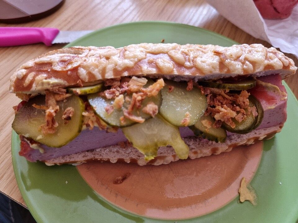 Bayrischer Leberkäse Hot Dog von metzen1978| Chefkoch