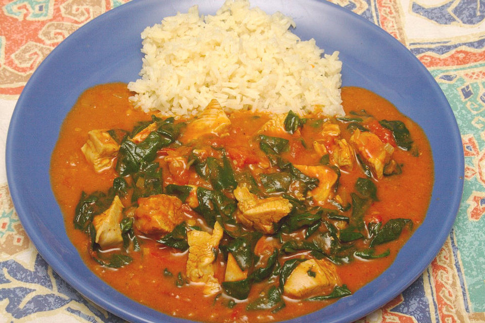 Hühnchen-Curry mit Spinat und Garam masala