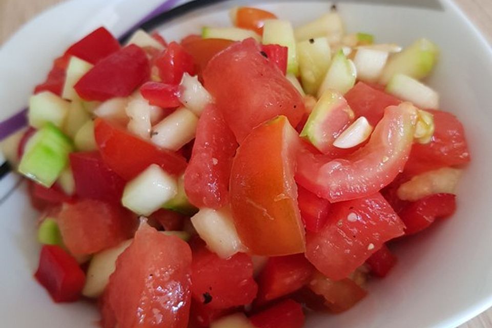 Zucchini-Melonen-Salat