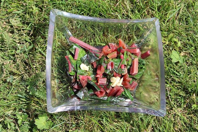 Lauwarmer Mangoldsalat von patty89| Chefkoch Lauwarmer Mangoldsalat von patty89| Chefkoch