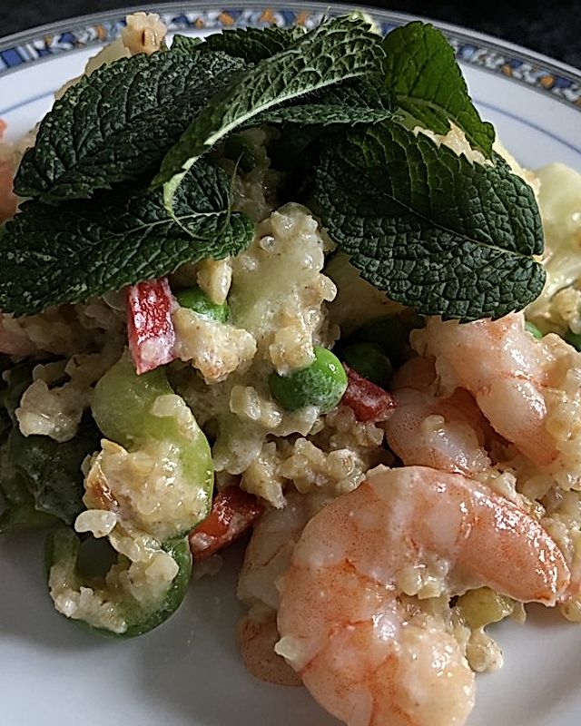 Monikas leicht orientalischer Bulgur-Salat mit Garnelen