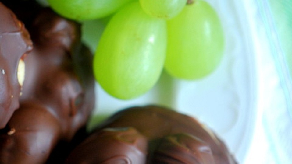 Schoko-Weintrauben-Schnitten mit Vanillecreme von Patces_Patisserie Schoko-Weintrauben-Schnitten mit Vanillecreme von Patces_Patisserie