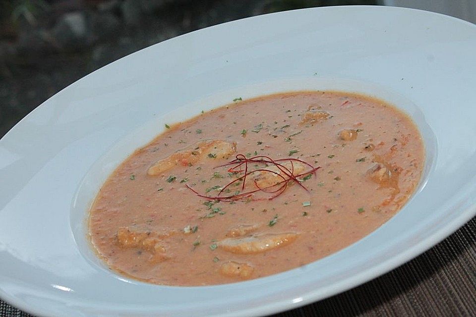 Rote Linsensuppe mit Hühnchen