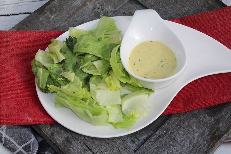 Mildes Honig-Senf Dressing