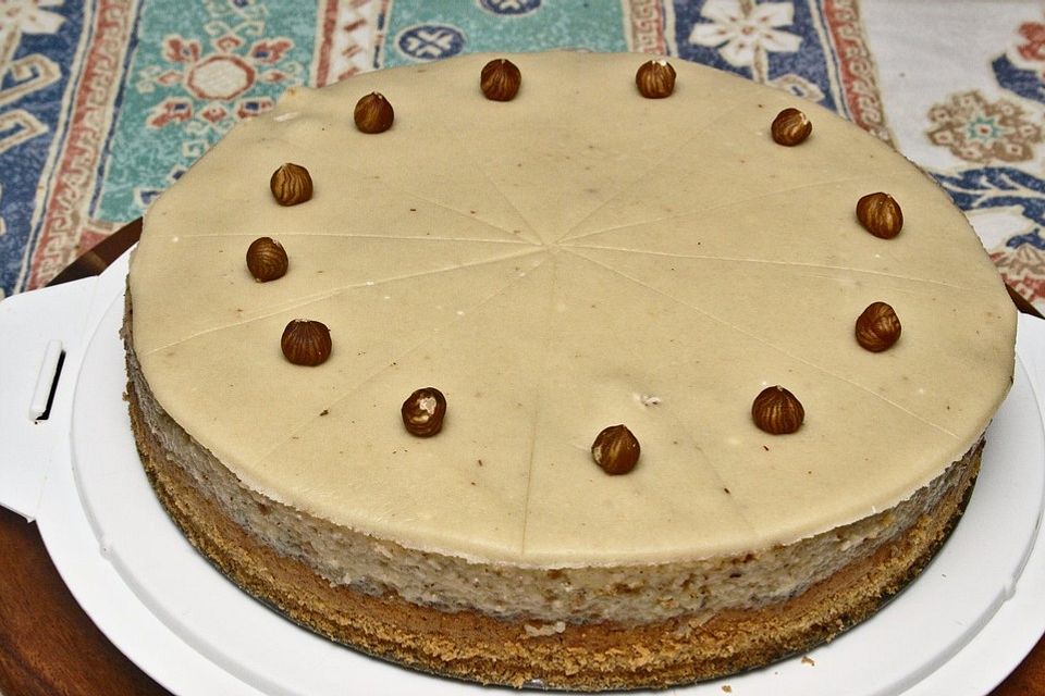 Haselnuss-Marzipan-Kuchen