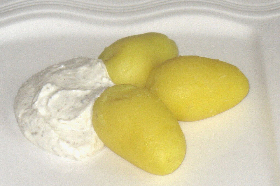 Aioli-Knoblauch-Creme mit Quark