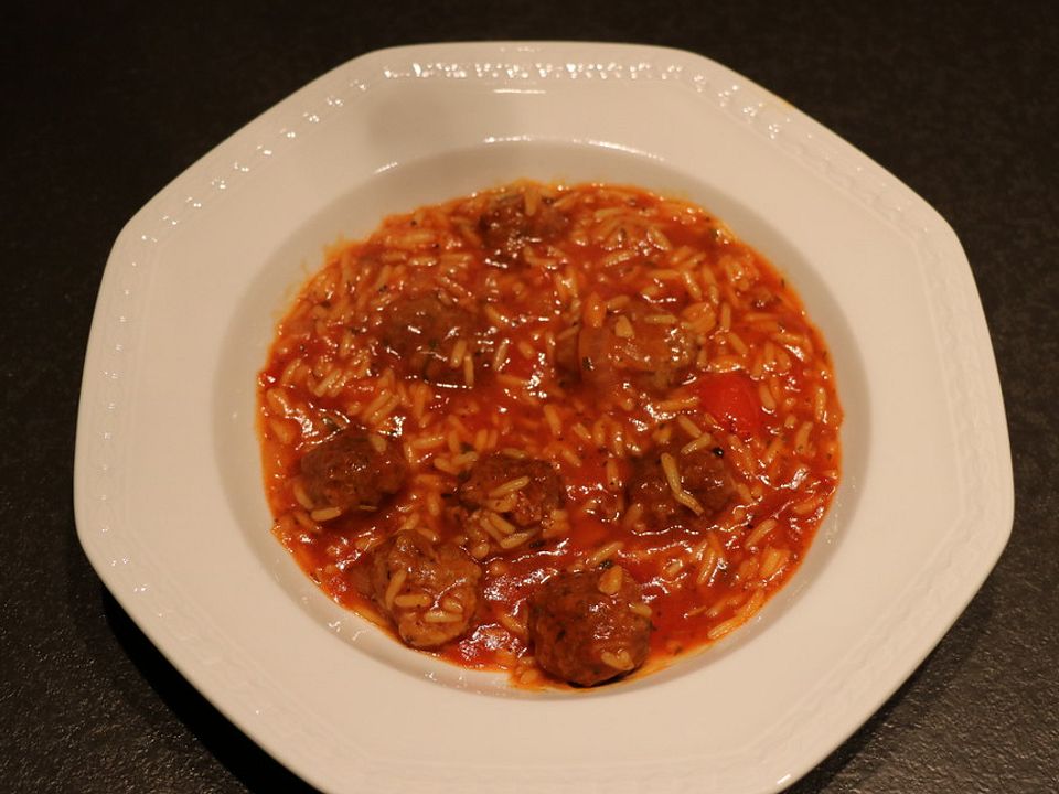 Hackbällchen in Tomatensuppe von 777ToM| Chefkoch Hackbällchen in Tomatensuppe von 777ToM| Chefkoch
