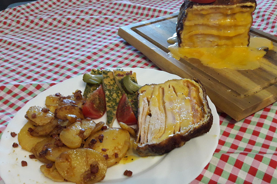 Cordon bleu XXL aus Hähnchenbrustfilets