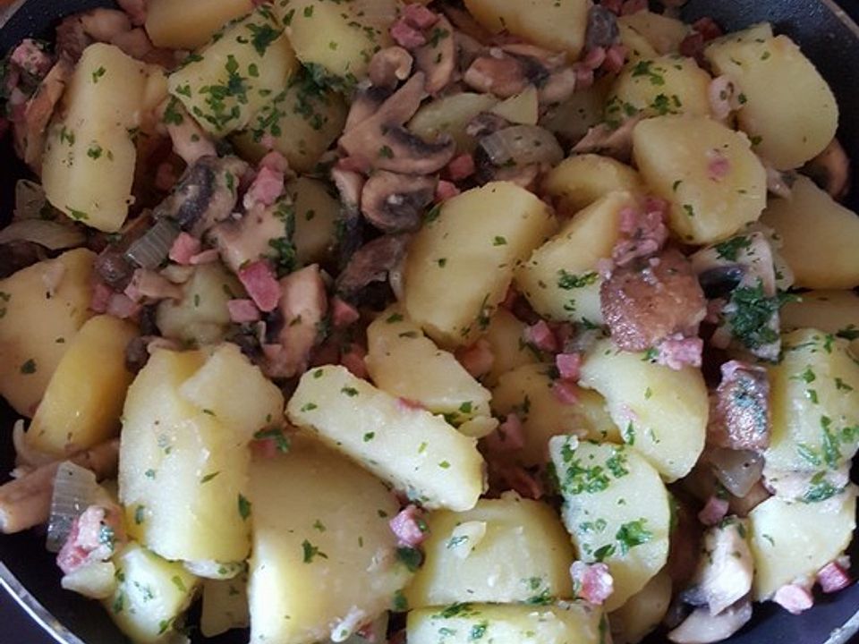 Kartoffel-Pilz-Strudel mit Speck von Maylin| Chefkoch