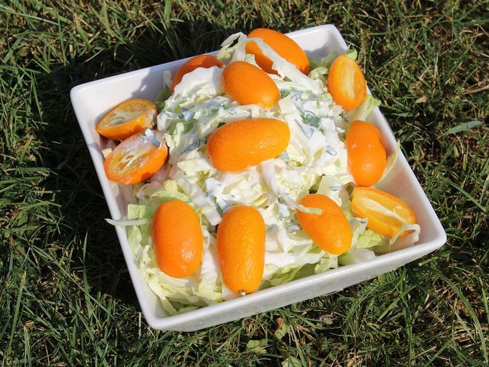 Chinakohlsalat mit Kumquats in Joghurtdressing - Kochen Gut | kochengut.de