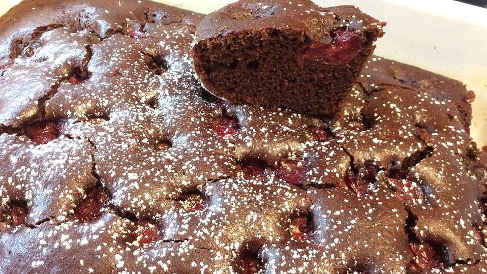 Schneller Schoko-Kirsch-Blechkuchen von FLOK