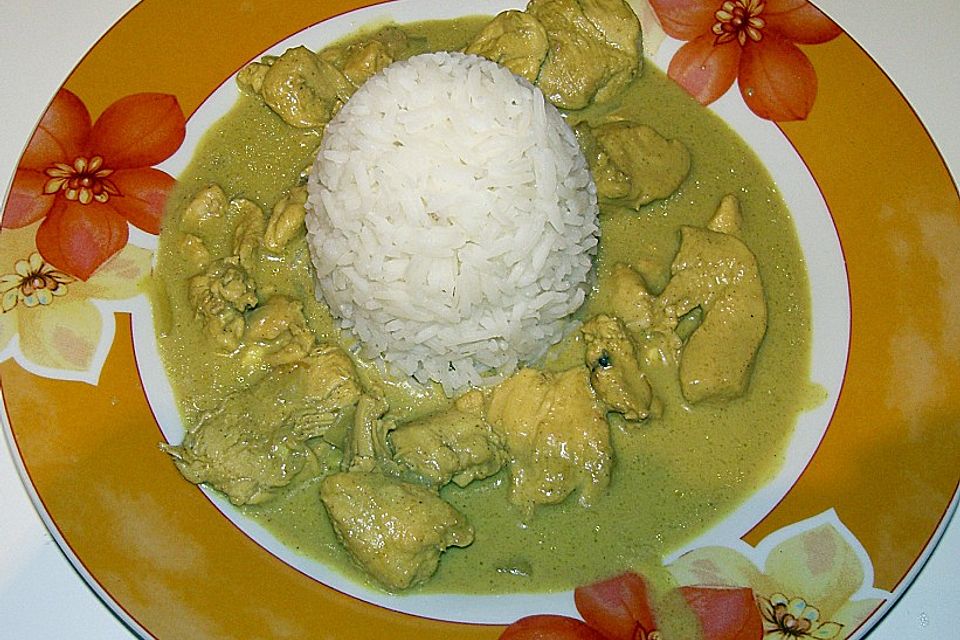 Hühnchenbrust in Kokosmilch mit Curry