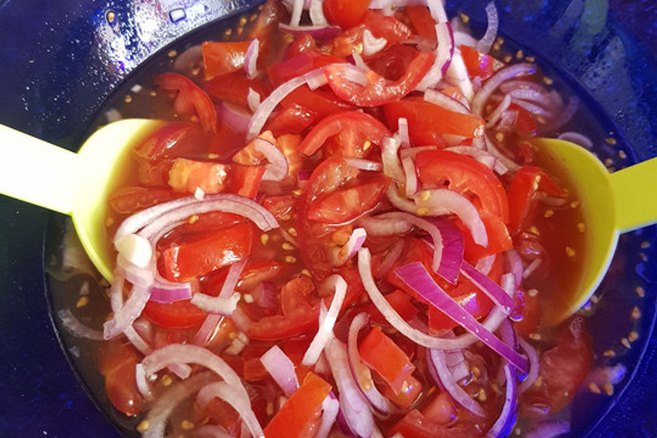 Keksis süßer Tomatensalat