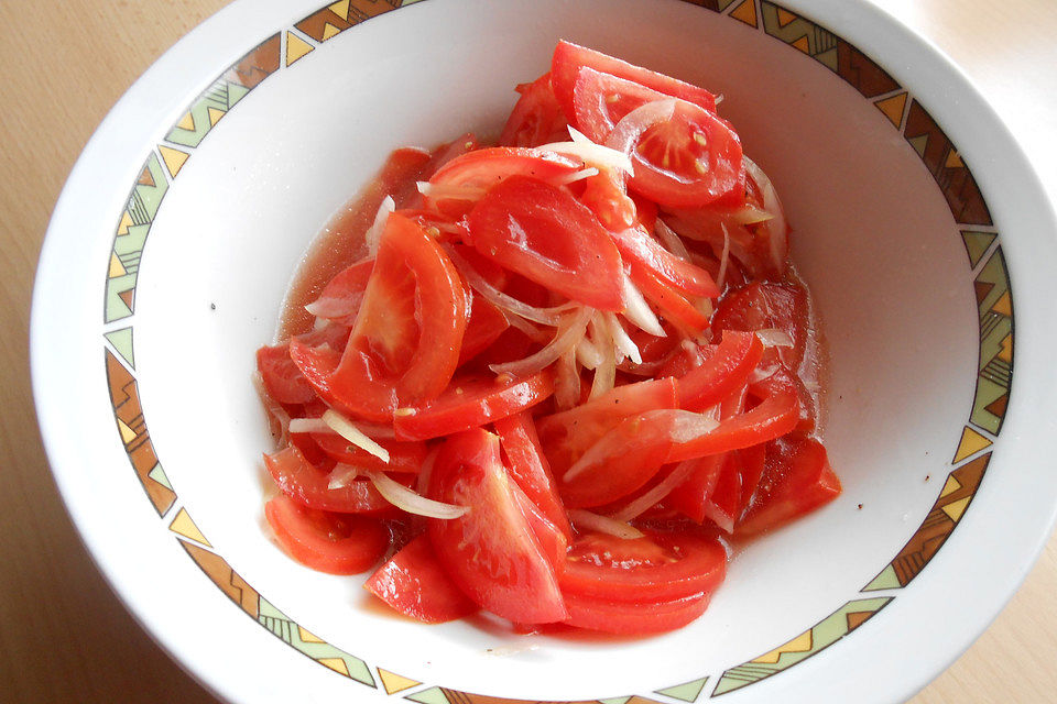 Keksis süßer Tomatensalat