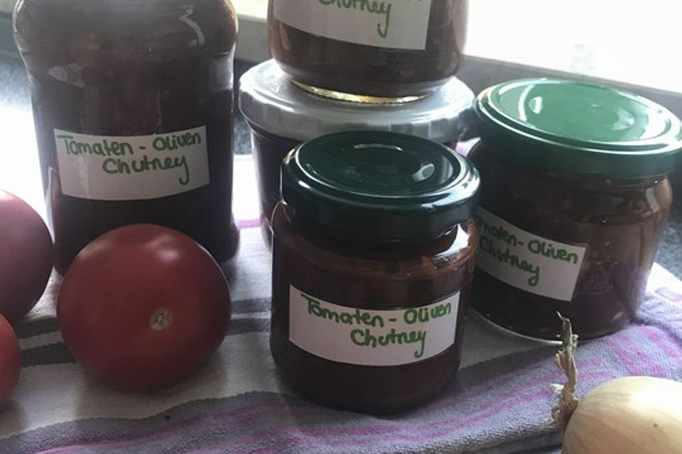 Tomaten-Oliven-Chutney