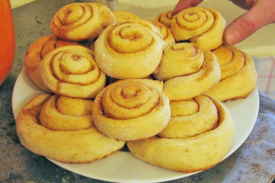 Cinnabon Rolls