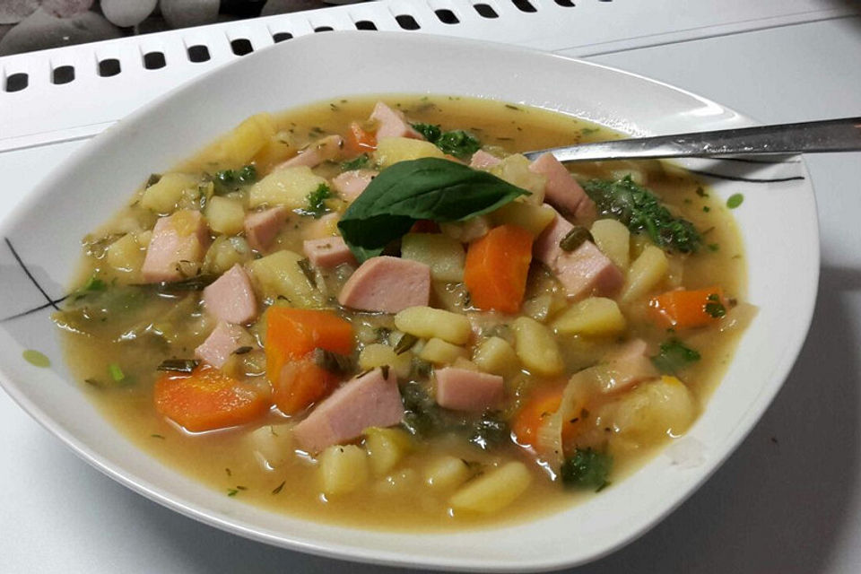 Kartoffelsuppe ohne Fertigbrühe