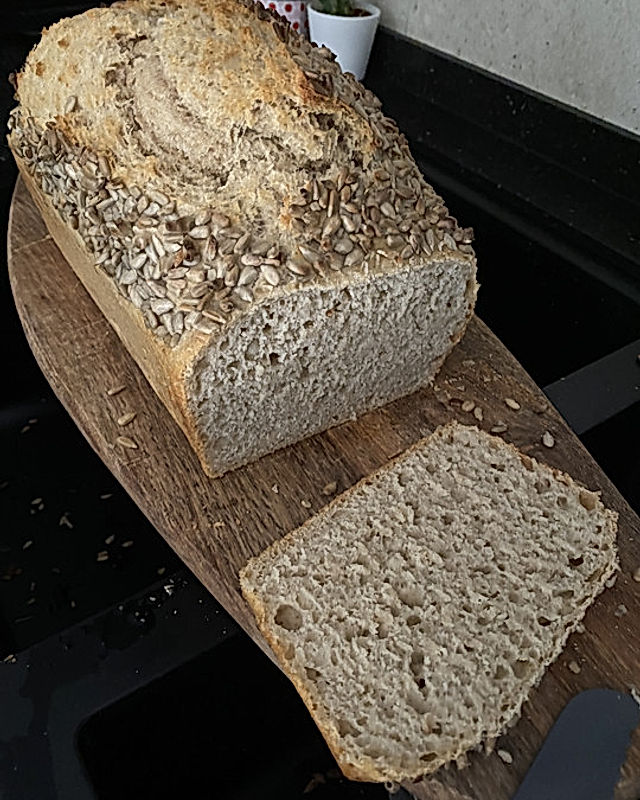 Weizen - Vollkorn - Brot mit Hefe