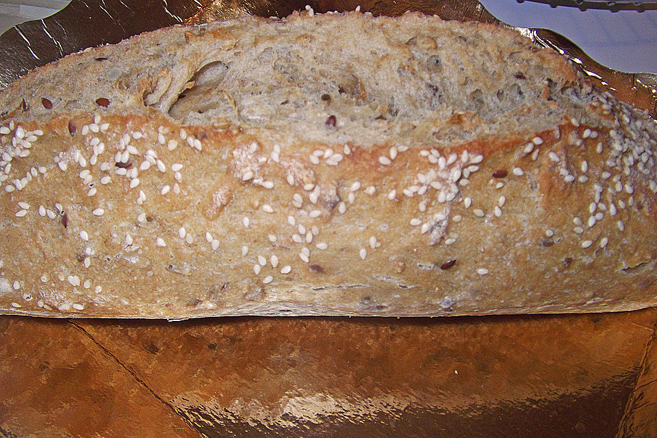 Weizen - Vollkorn - Brot mit Hefe