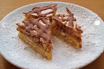 Haselnuss-Baiser-Gebäck