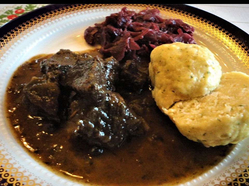 Annes Weihnachtsmenü Hauptgang Rinderragout mit Rotkohl und