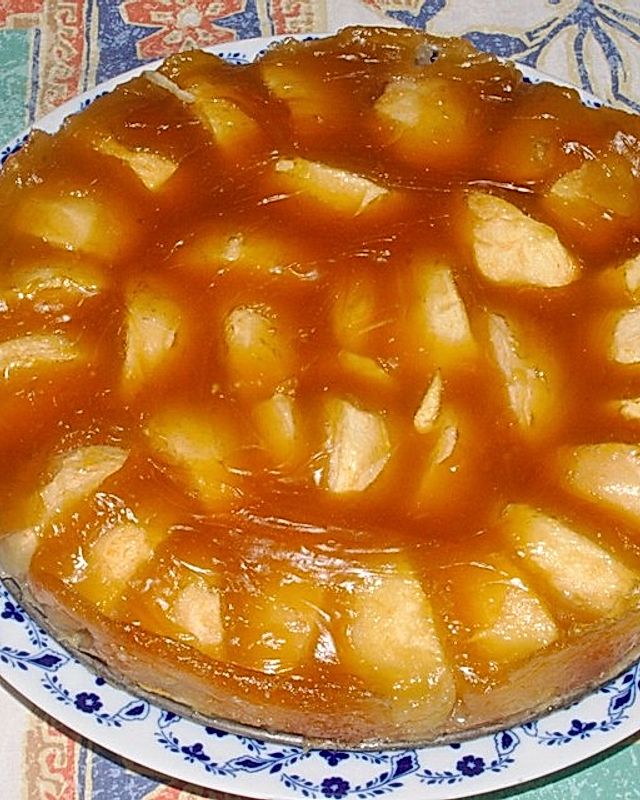 Kanadischer Apfelkuchen mit Ahornsirup