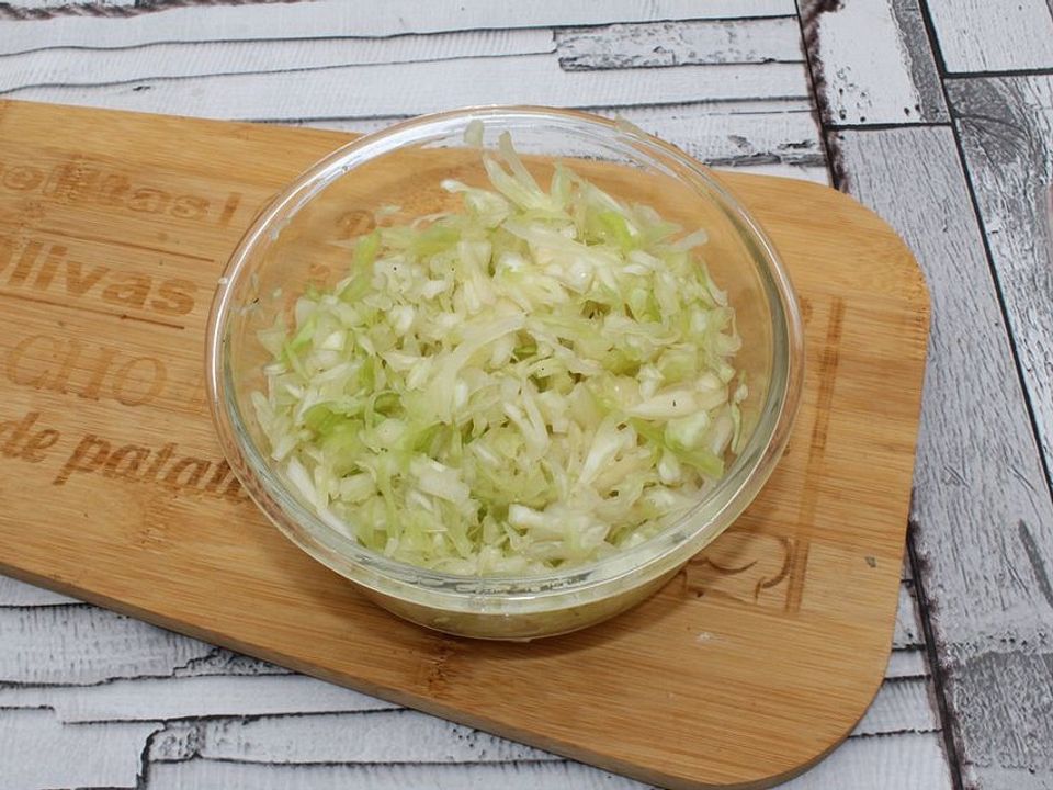 Krautsalat ohne alles, flink gemacht von flexiblebird | Chefkoch Krautsalat ohne alles, flink gemacht von flexiblebird | Chefkoch
