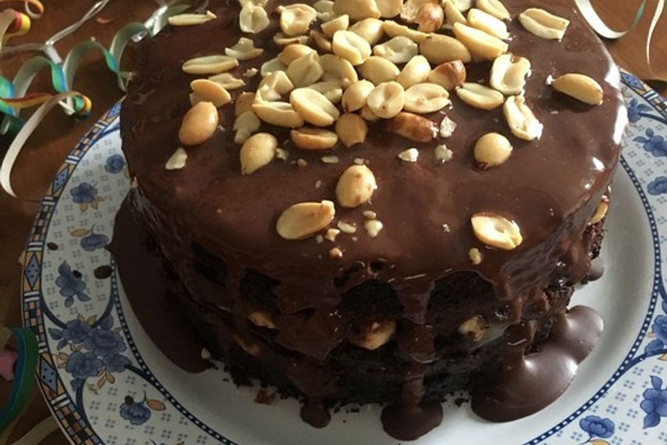 Vegane Snickerstorte