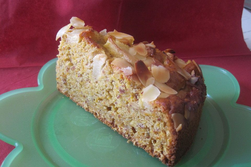 Kürbis-Apfel-Kuchen mit Eierlikör