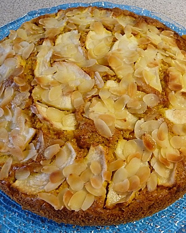 Kürbis-Apfel-Kuchen mit Eierlikör