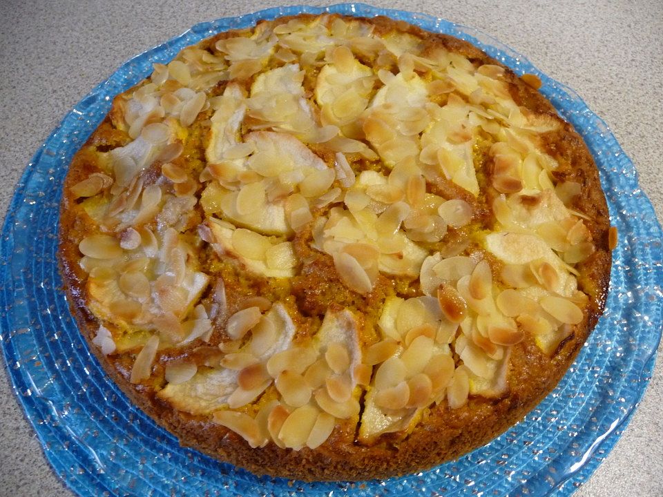 Kürbis-Apfel-Kuchen mit Eierlikör von LissyBack| Chefkoch