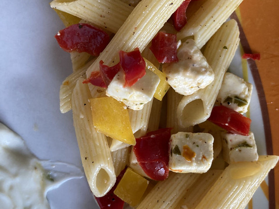 Spaghettisalat mit Paprika und Feta von 13AnnaH | Chefkoch