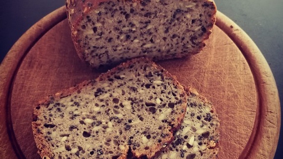 Dinkel-Roggen-Vollkornbrot von SchlernHex