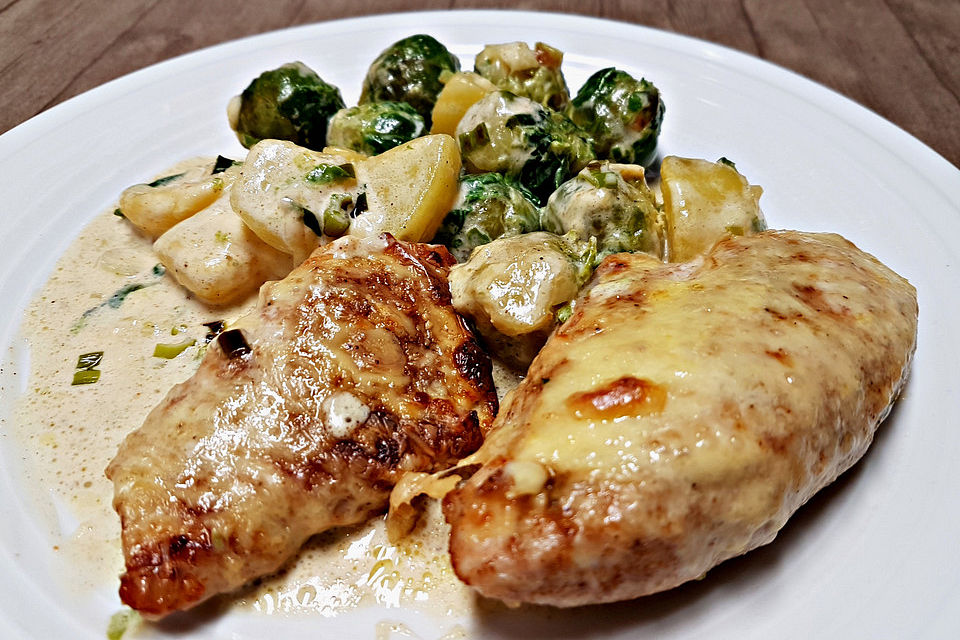 Puten-Rosenkohl-Gnocchi-Gratin