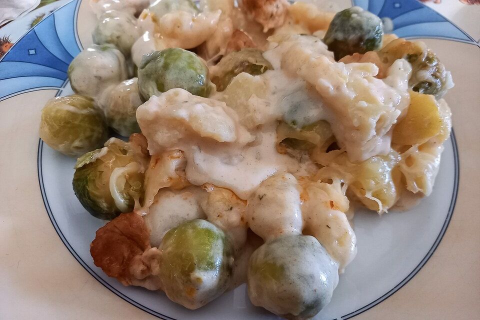 Puten-Rosenkohl-Gnocchi-Gratin