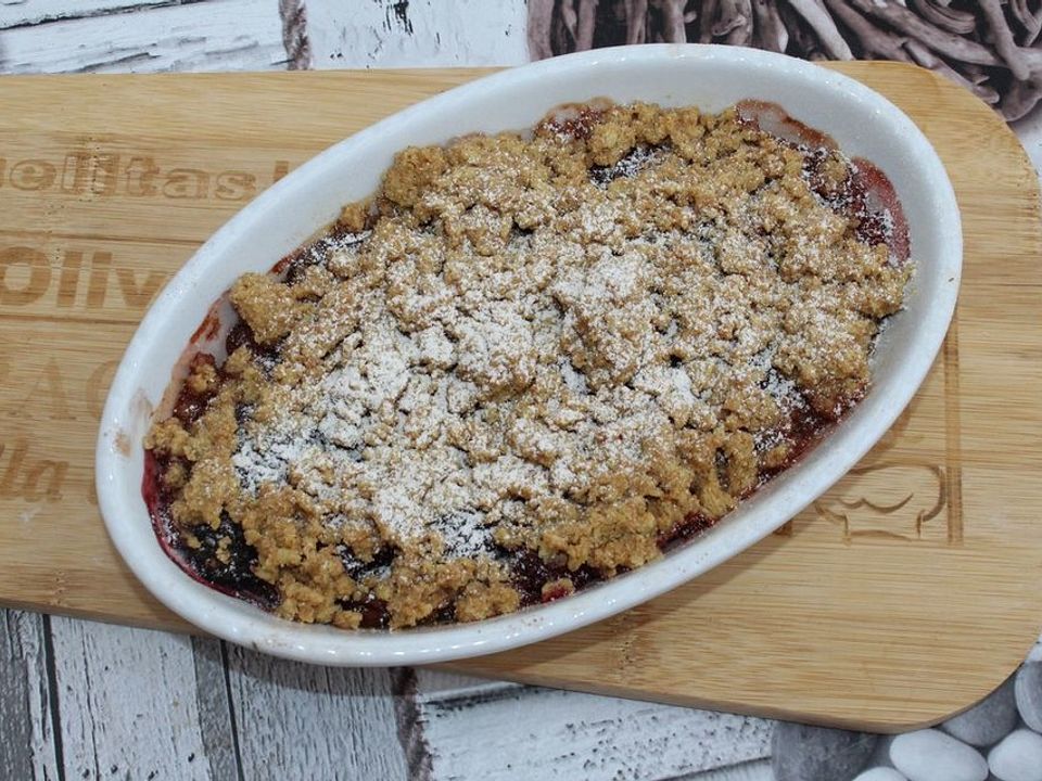 Pfirsich-Brombeer-Crumble von Charlii5521| Chefkoch