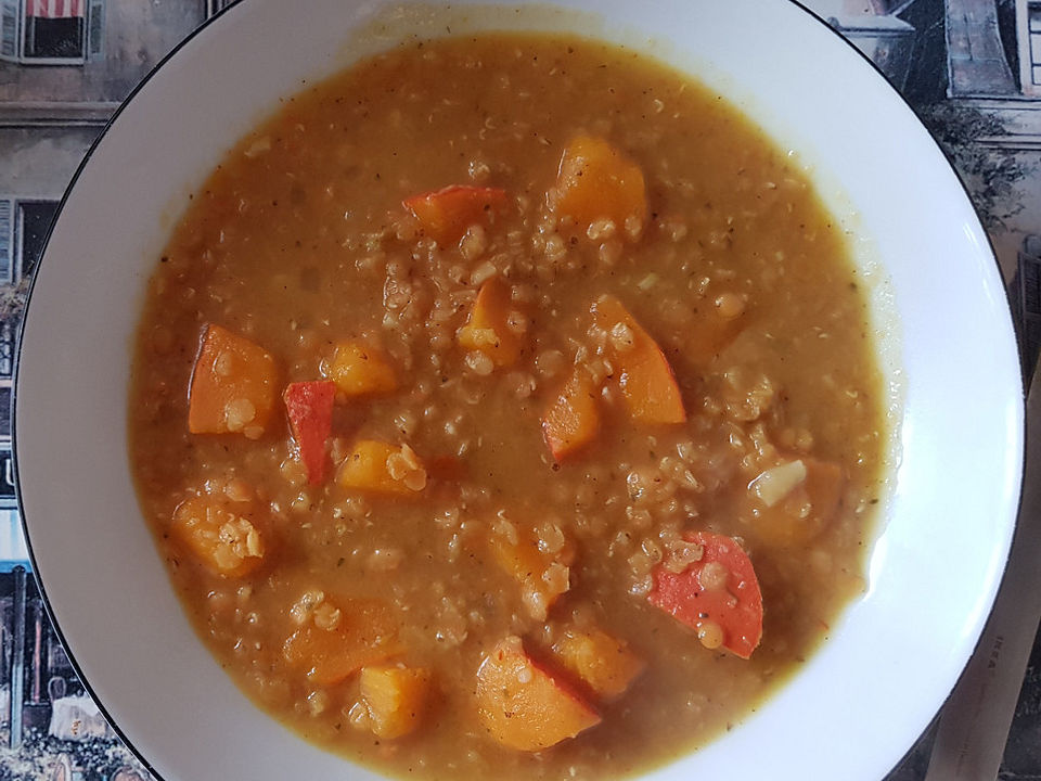 Kürbs-Linsen-Currysuppe mit Kokosmilch und Erdnussmus von ...