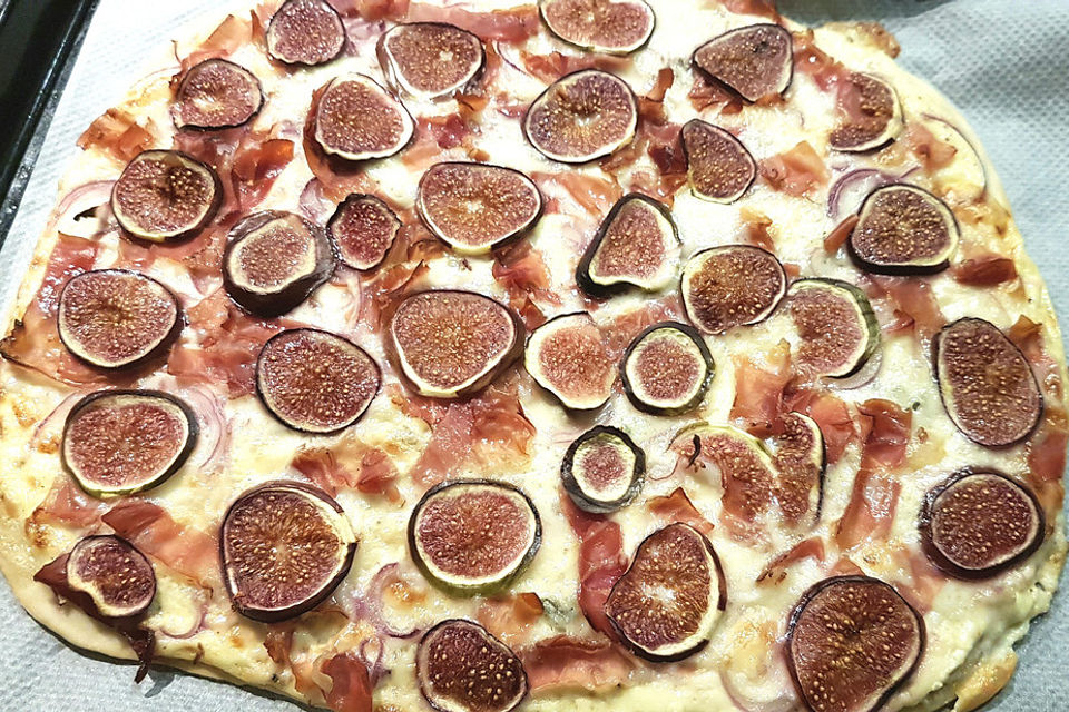 Brigittes Feigen-Flammkuchen mit Gorgonzola