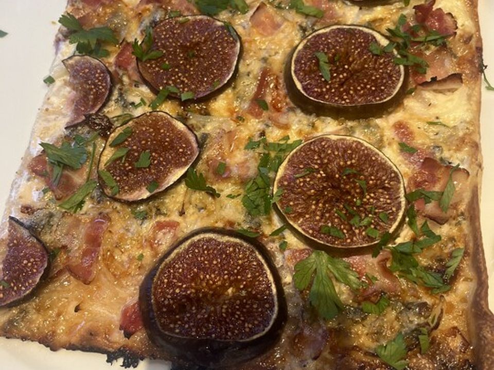 Brigittes Feigen-Flammkuchen mit Gorgonzola von brigschi| Chefkoch Brigittes Feigen-Flammkuchen mit Gorgonzola von brigschi| Chefkoch