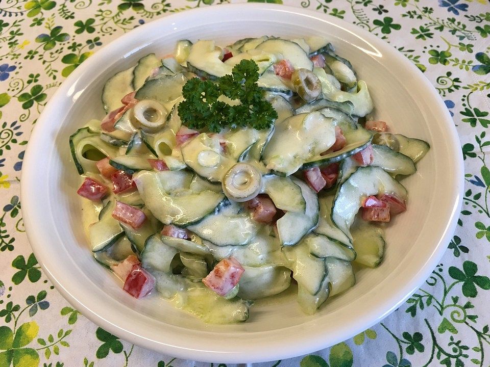 Gurkensalat auf griechische Art - Kochen Gut | kochengut.de