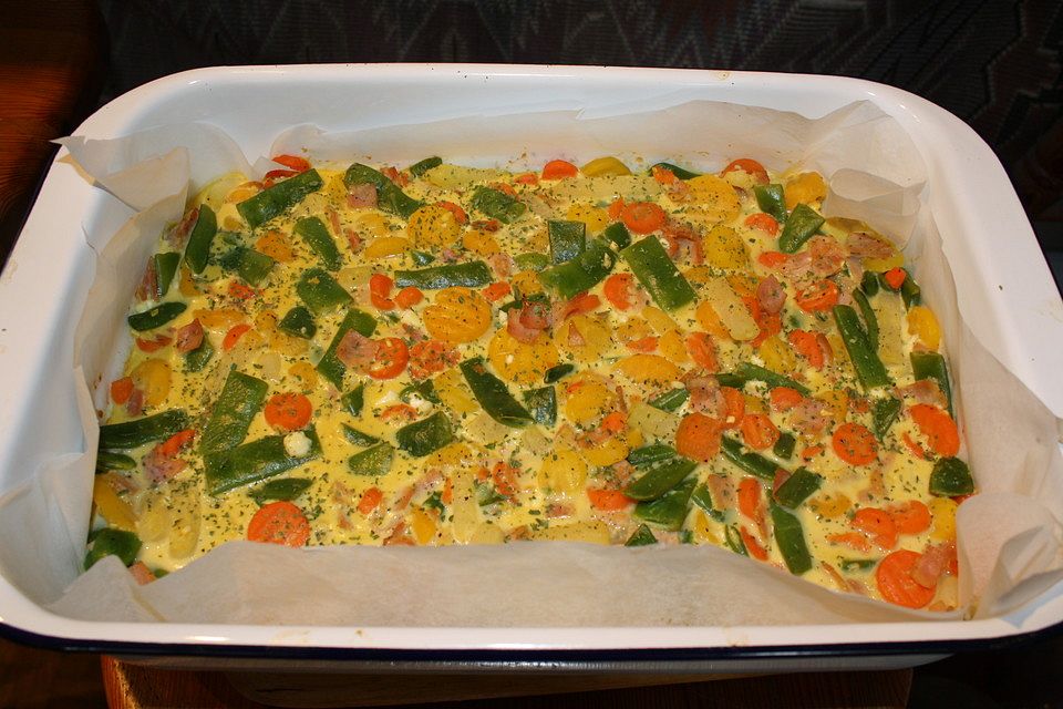 Gemüsefrittata mit Schafskäse