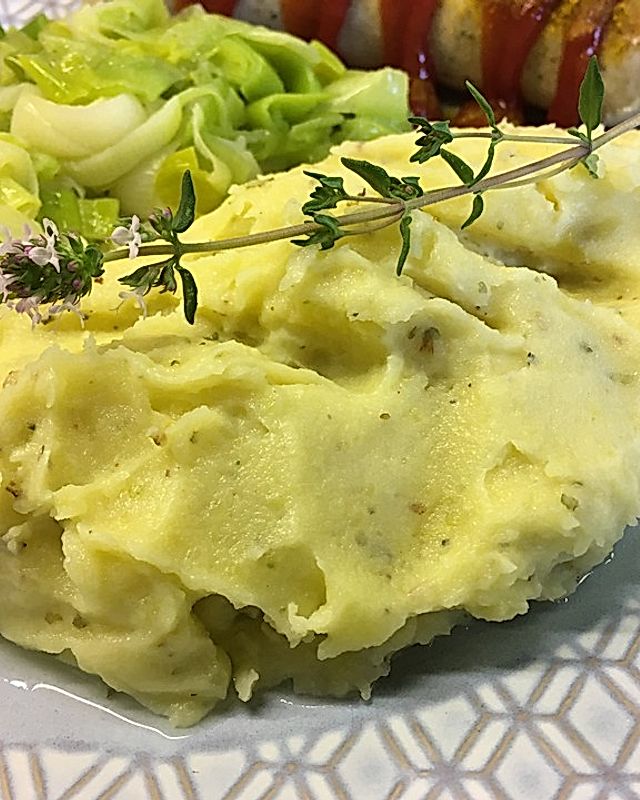 Omas Knoblauch-Kartoffelpüree