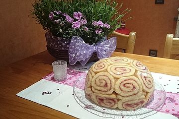 Pfirsich - Charlotte mit Käsesahne