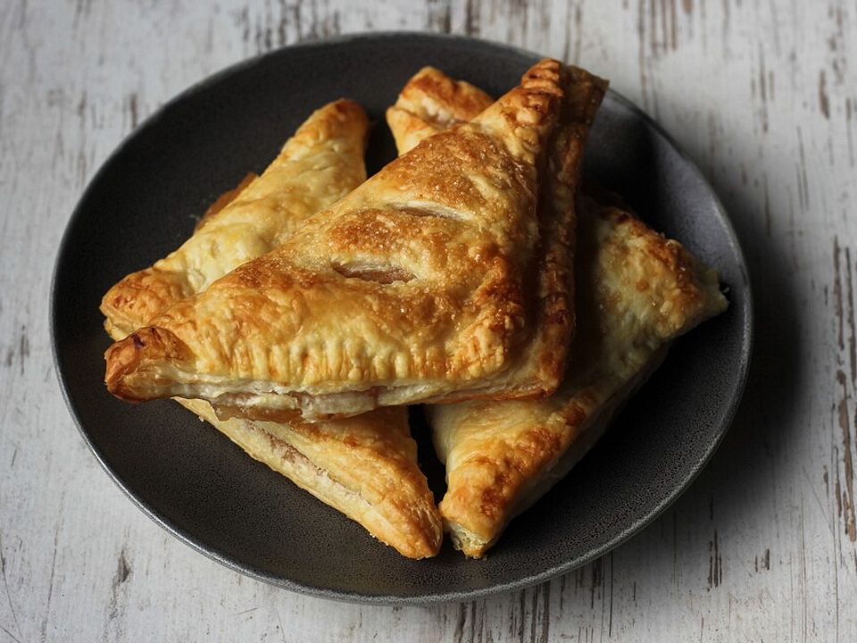 Vegane Apfel-Blätterteigtaschen von energybird| Chefkoch