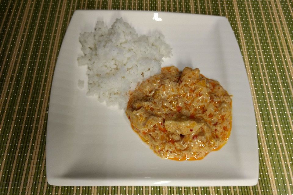 Joghurt-Mandarinen-Hühnchen mit Erdnüssen