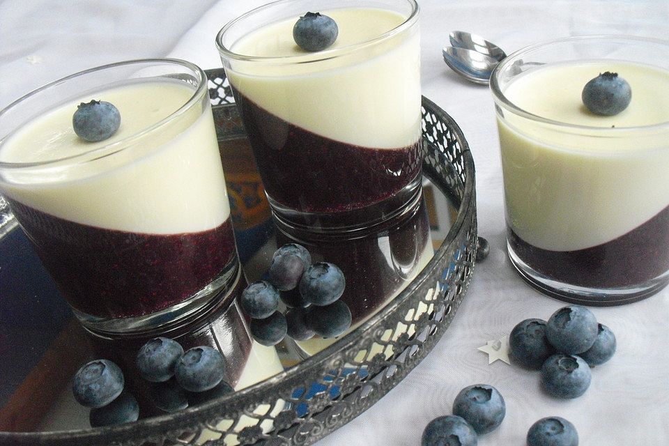 Panna Cotta Heidelbeere